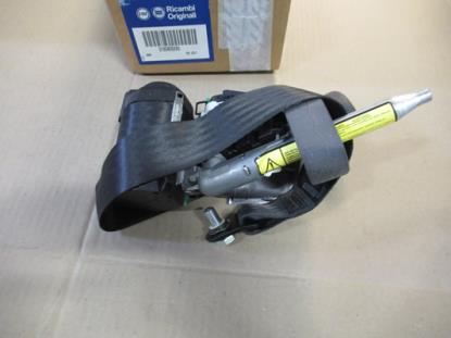 183438880 Veiligheidsgordel rechterzijde