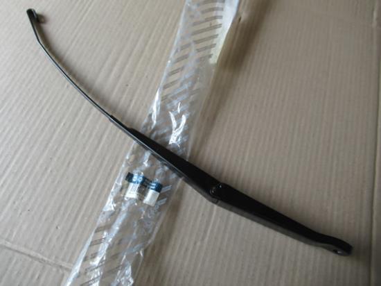 46748144 Wisserarm rechts voorruit