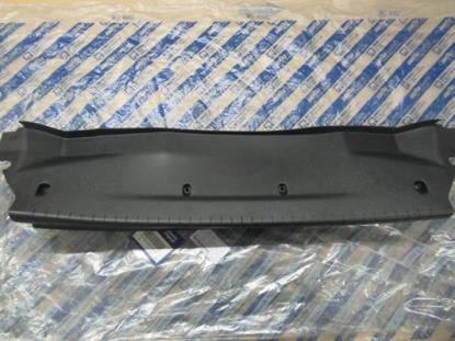 735301783 Sierstuk voor kofferbak