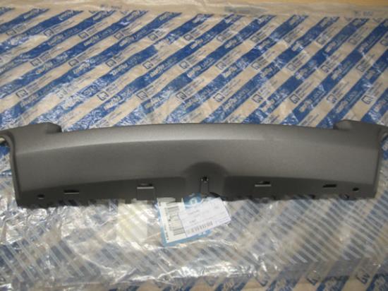 735405492 Beschermplaat bovenste voorbumper