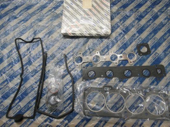 5895644 Koppakkingset 1.4 SPI 12V