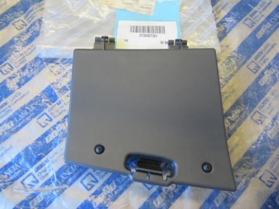 735457381 Deksel voor dashboard