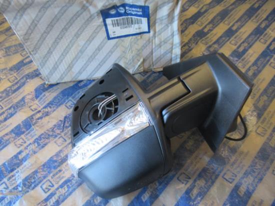 735497873 Buitenspiegel rechterzijde