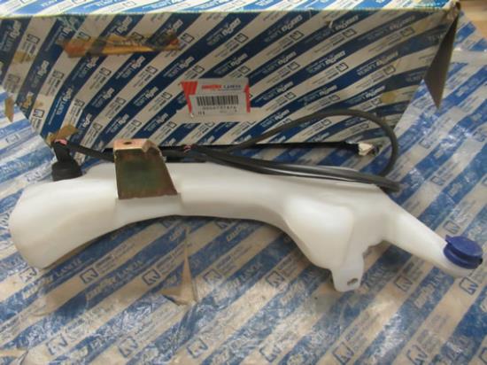 46737876 Ruitensproeiervloeistof reservoir