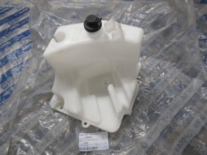 7549892 Ruitensproeivloeistof reservoir