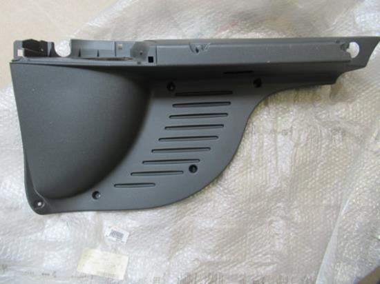 735318920 Steun links hoedenplank