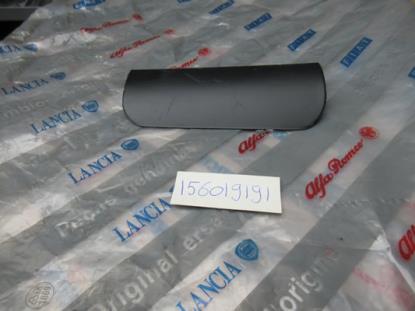 156019191 Plug sideskirt linkerzijde