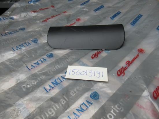 156019191 Plug sideskirt linkerzijde