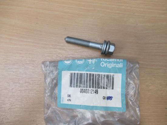 46812149 Bout vering voorzijde