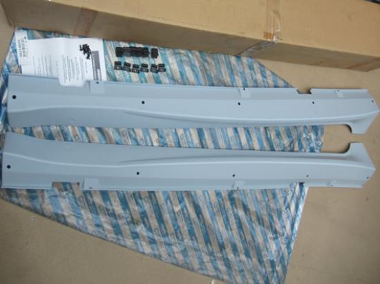 50901196 Sideskirt set