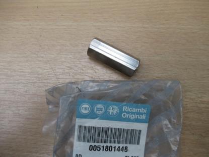 51801448 Aansluiting brandstofleiding