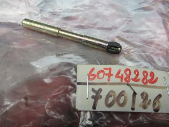 60748282 Stift voor remklauw achter