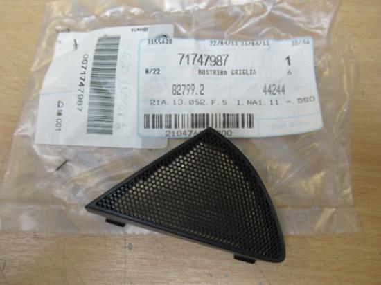 71747987 Sierstuk portier linksvoor