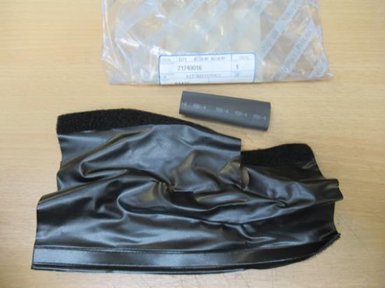 71749016 Assistentie set