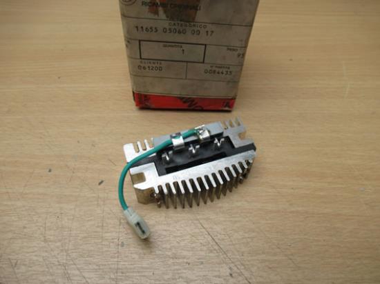 11655050600017 Gelijkrichter voor dynamo