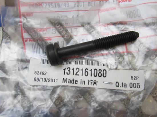 1312161080 Bout met ring voor verlichting achterzijde