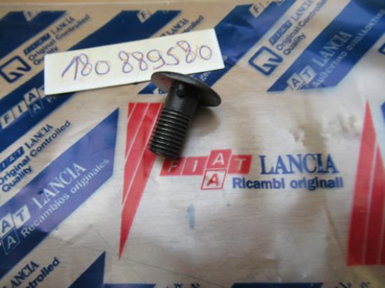 180889580 Bout voor bumper