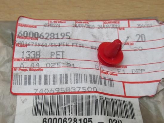 6000628195 Clip voor sierstrip