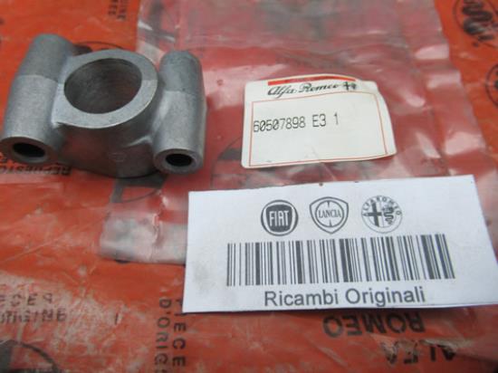 60507898 Steun aandrijfas voorzijde