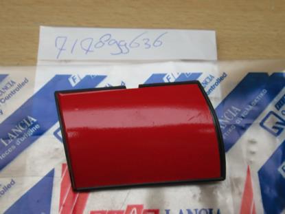 717899636 Plug achterklep rechterzijde