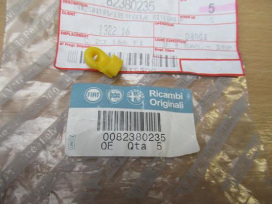 82380235 Veertje as portierslot