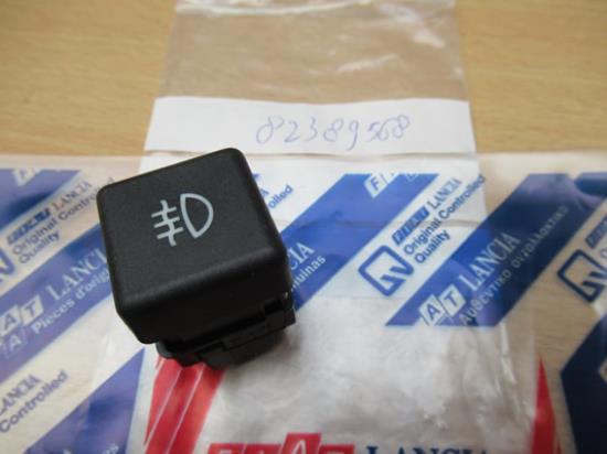 82389568 Schakelaar mistverlichting achterzijde