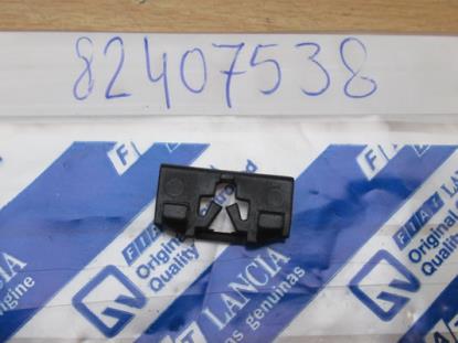 82407538 Veertje portier achter