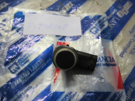 71748668 Parkeersensor