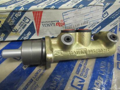 9951116 Hoofdremcilinder