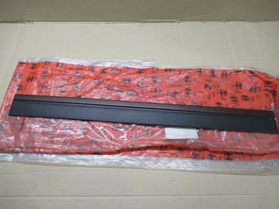 1136290181 Sierlijst linksvoor