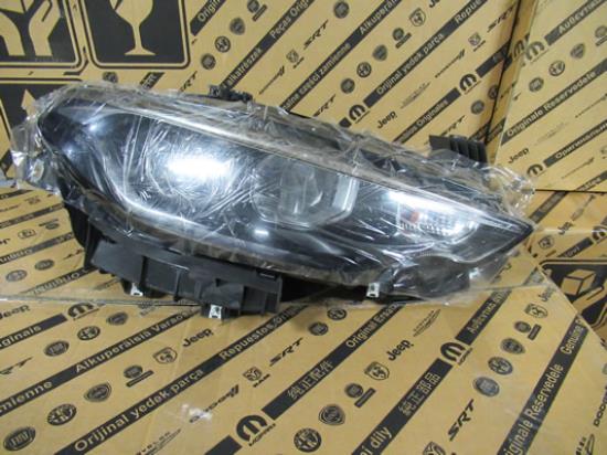 52015958 Koplamp rechterzijde