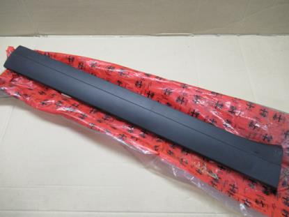 60505251 Sideskirt linksvoor