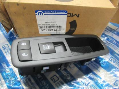 68110865AA Schakelaar raambediening rechtsvoor