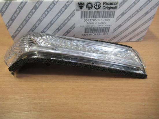 71765377 Knipperlicht rechter buitenspiegel