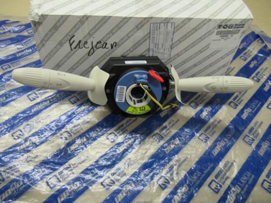 735628358 Stuurschakelaar