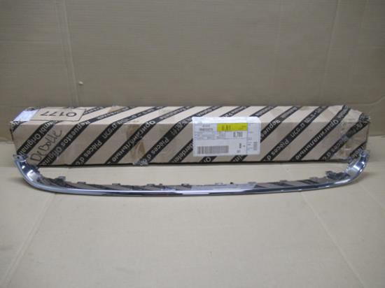 735642308 Sierlijst voorbumper