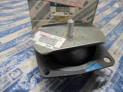 82436468 Motorsteun