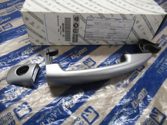 9681634864 Deurgreep bestuurderszijde