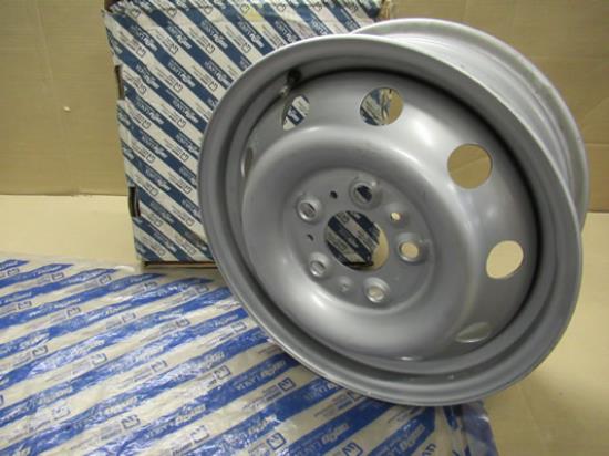 1346940080S Stalen velgenset 4 stuks 6Jx16"H2 ET68