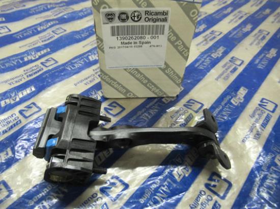 1390262080 Deurvanger portier voorzijde