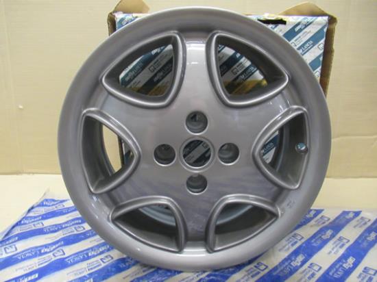 46777506 Lichtmetalen velg 15" 1.2 16V