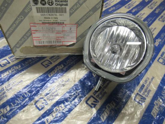 51782979 Mistlamp voorzijde