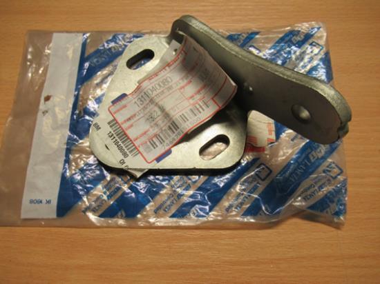 1311040080 Steun schuifdeur rechterzijde