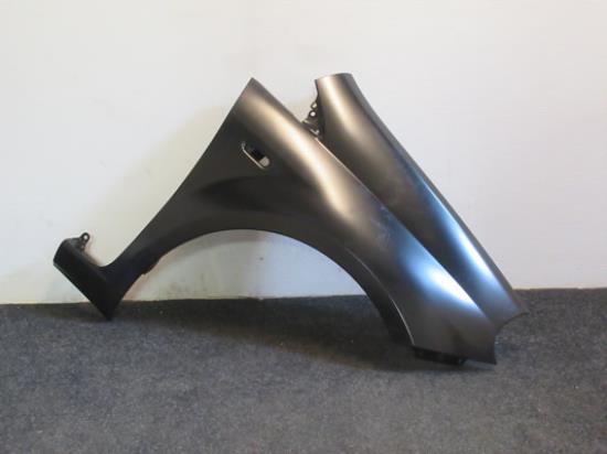 51777437 Voorscherm rechtsvoor