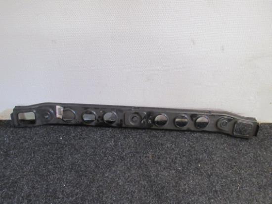 7772711 Versterking radiateur voorzijde