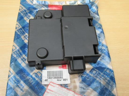 1331260080 Deksel accu