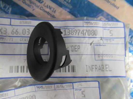 1389747080 Ringmoer parkeersensor achterzijde