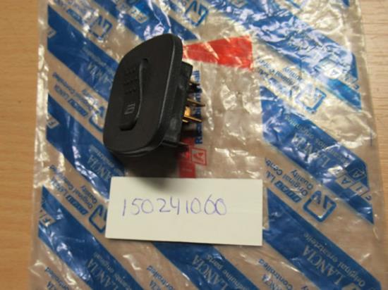 150241060 Schakelaar elektrische raambediening rechterzijde