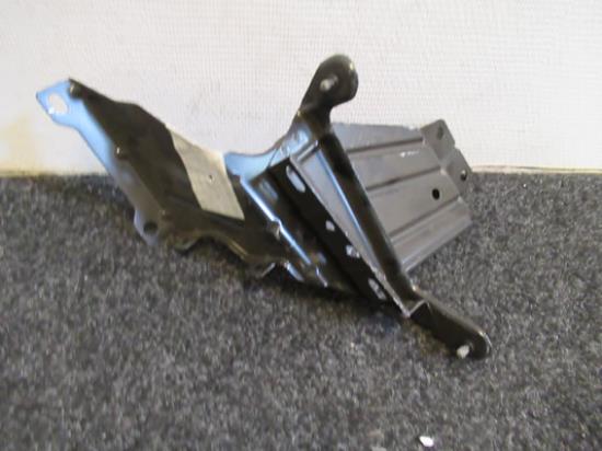 51704434 Beugel scherm linksvoor