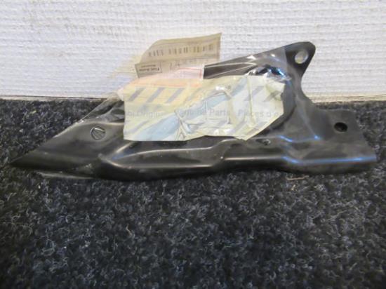 51754318 Dwarsbalk linksvoor